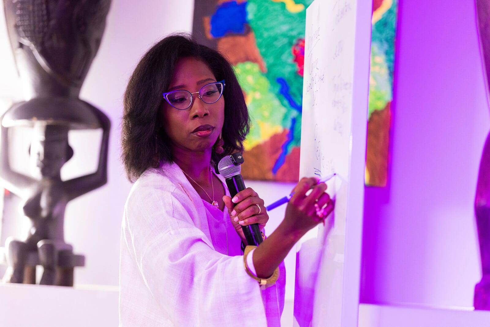 Formation « Modérez des panels hautement stratégiques »